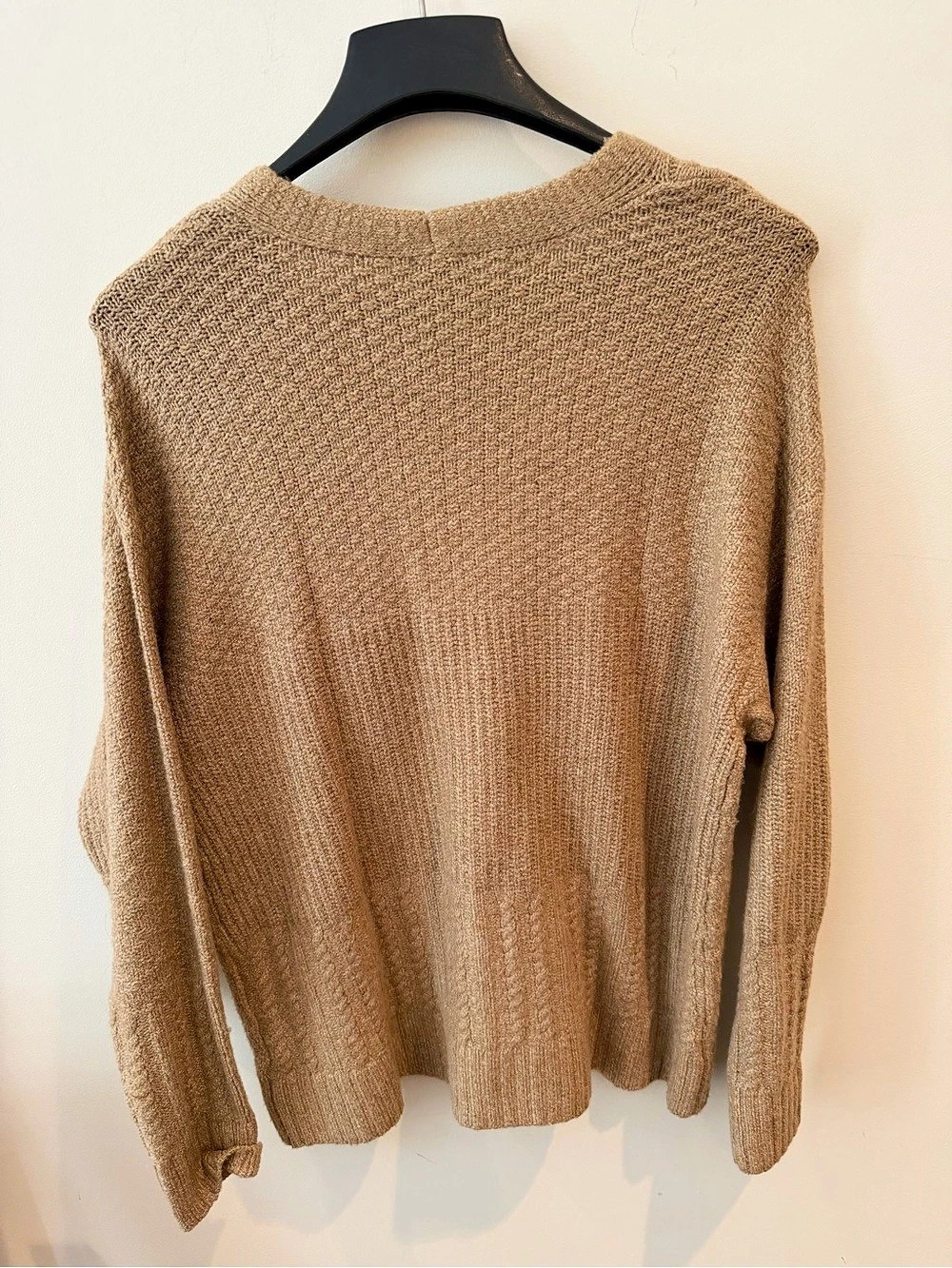 cabi Neighbor Cardigan Brown Cardigan Size Medium NWT - Picture 2 of 4